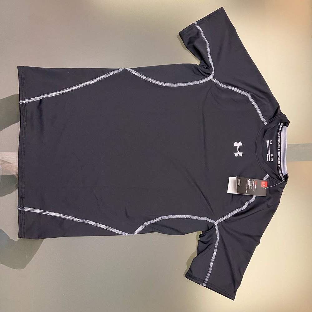 Under Amour Heat Gear Compression Shirt Black Size Large NWT